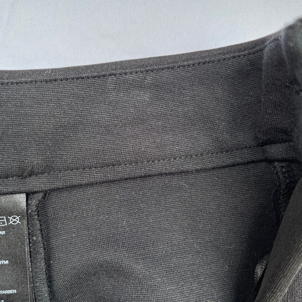 H&M | Structured Mini Skirt - Picture 13 of 14